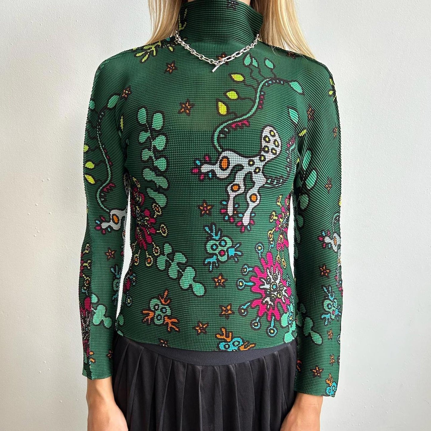 Issey Miyake Me long-sleeve patterned pleated top