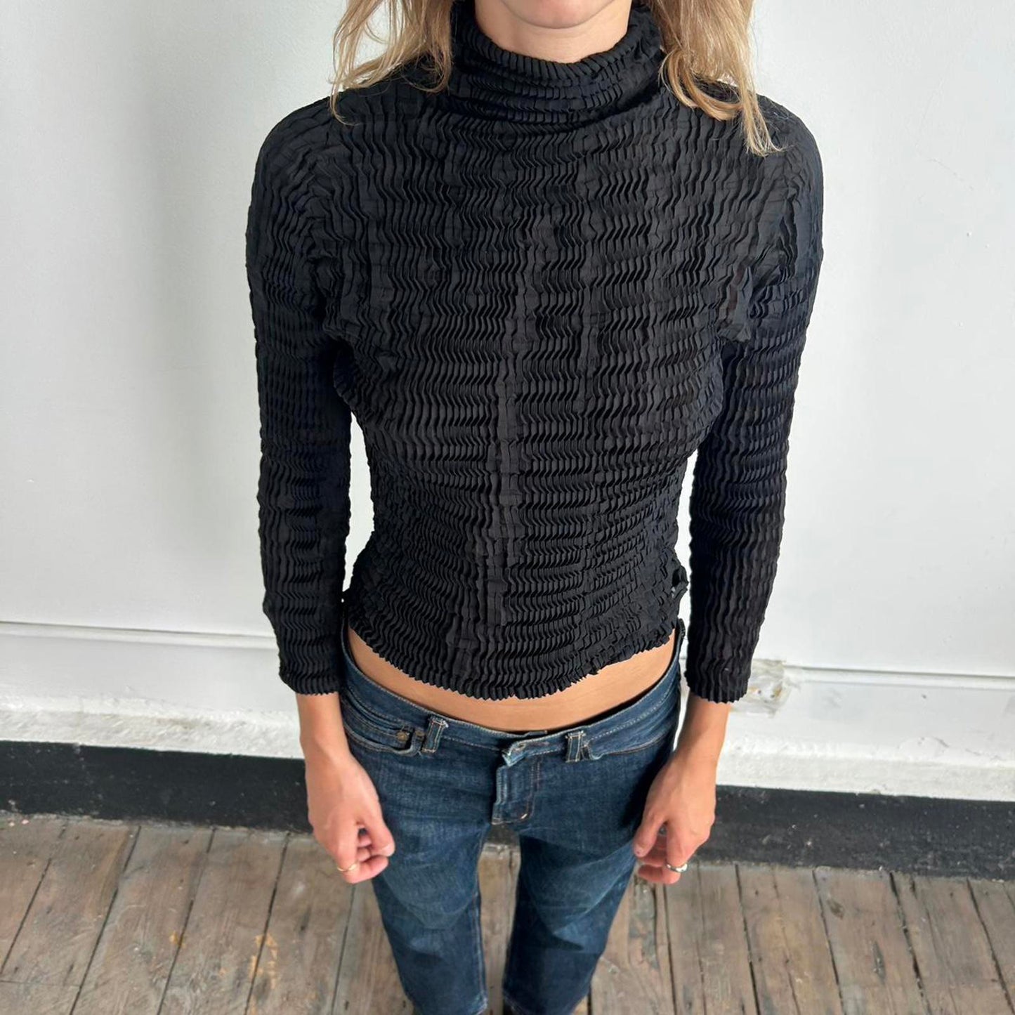 Issey Miyake scaled long sleeve pleated top