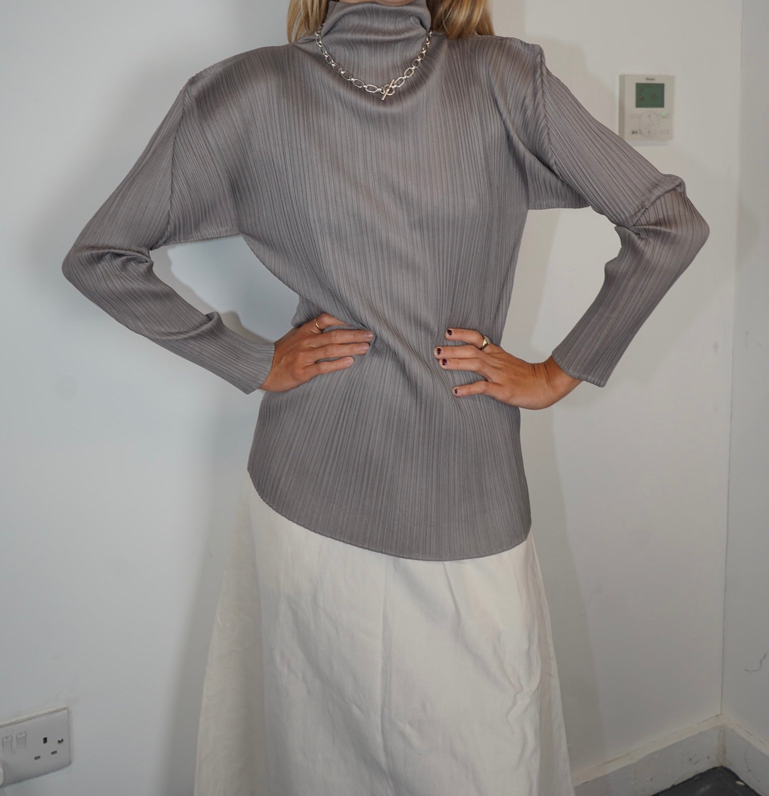Issey Miyake Long Sleeved Top – UNIT 4 STUDIOS