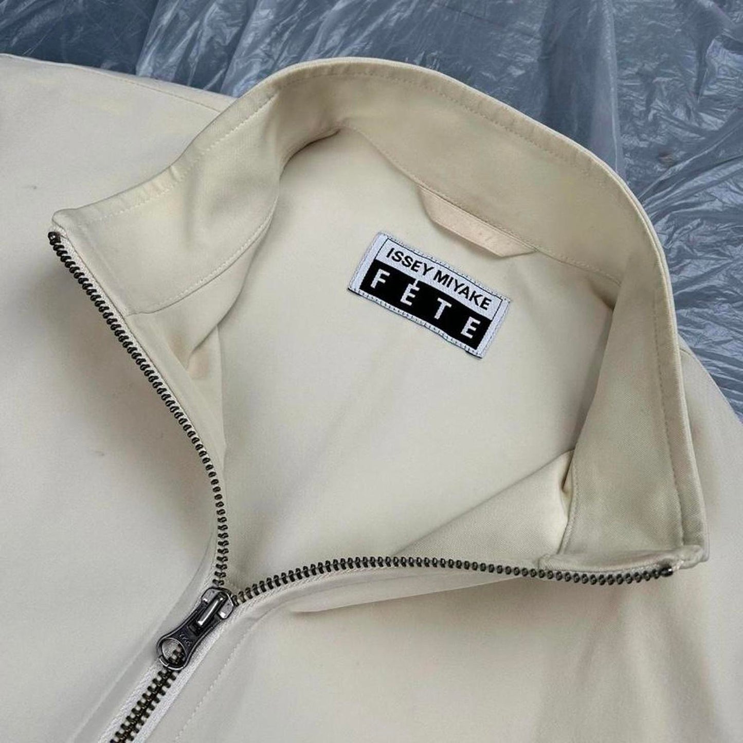 Issey Miyake Fete zip up jacket