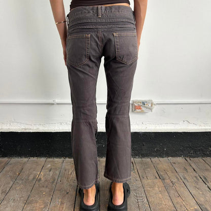 AD2004 Comme Des Garçons Man line trousers with knee crinkle details