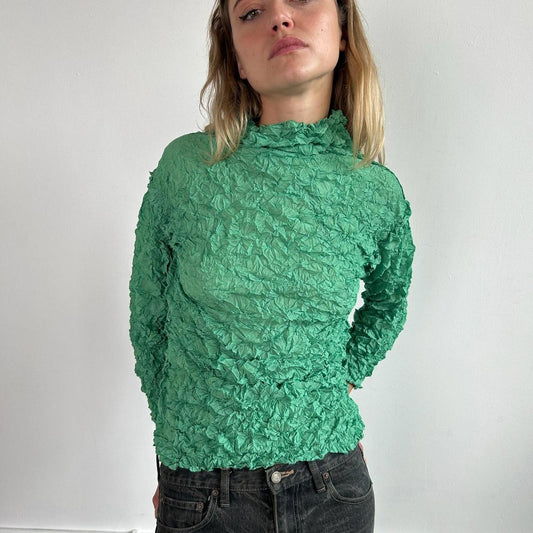 Issey Miyake Me Crinkle Long Sleeve Top