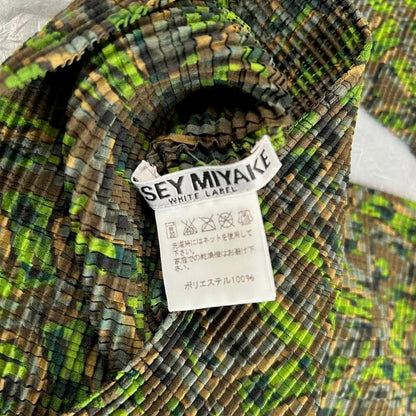 Camo Print Issey Miyake White Label Pleated Long Sleeve Top