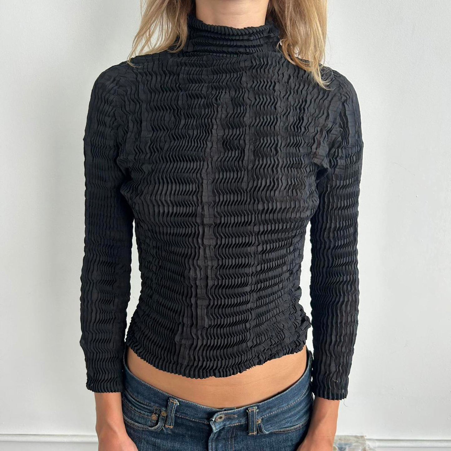 Issey Miyake scaled long sleeve pleated top