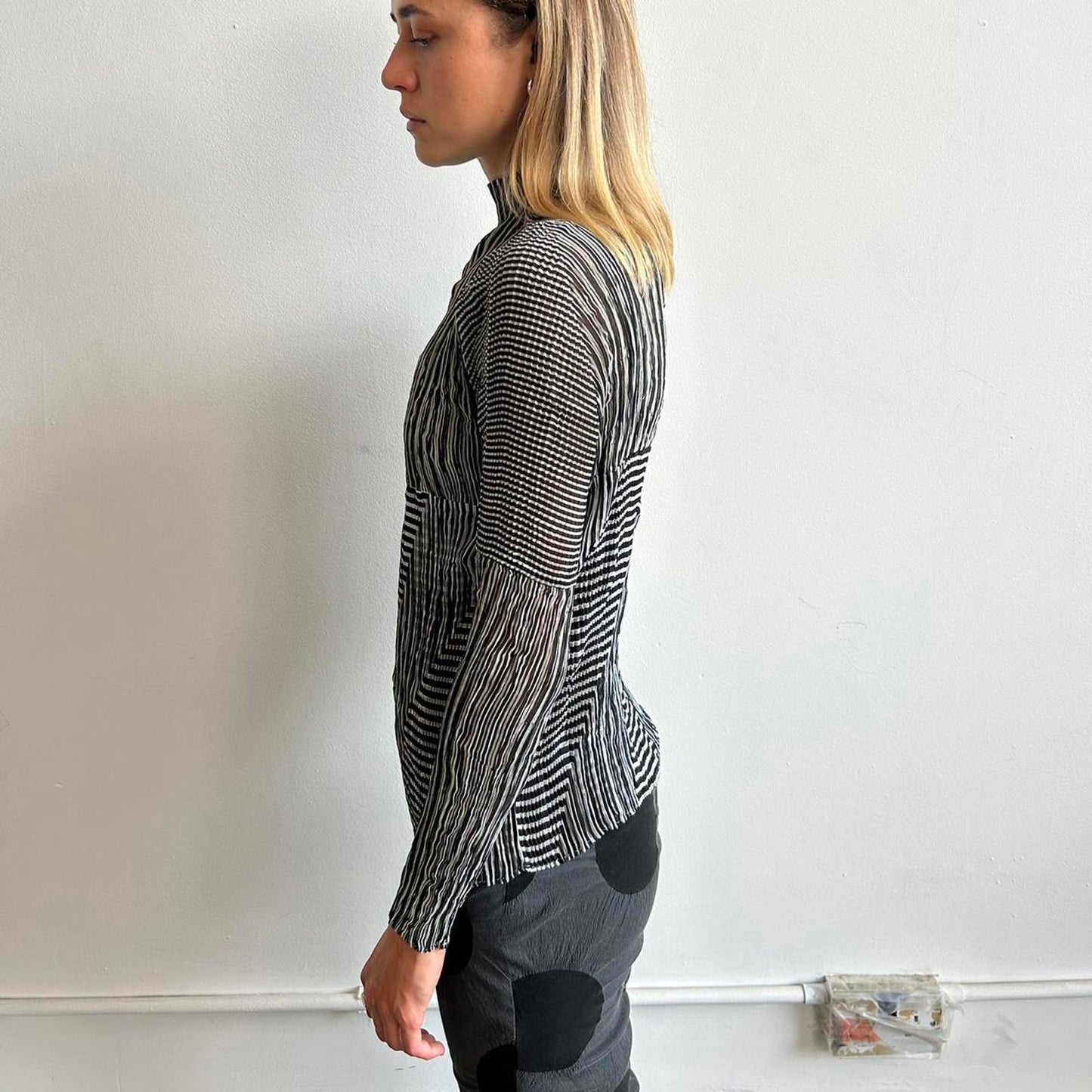 Black and white Issey Miyake Fete long sleeve top