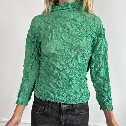 Issey Miyake Me Crinkle Long Sleeve Top