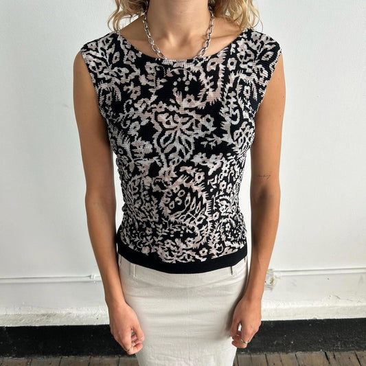 Issey Miyake Me Pleated Patterned Vest in Black and white