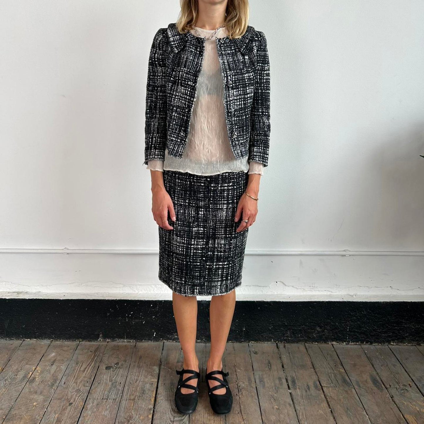 Office chic Prada Milano Two Piece Skirt Suit
